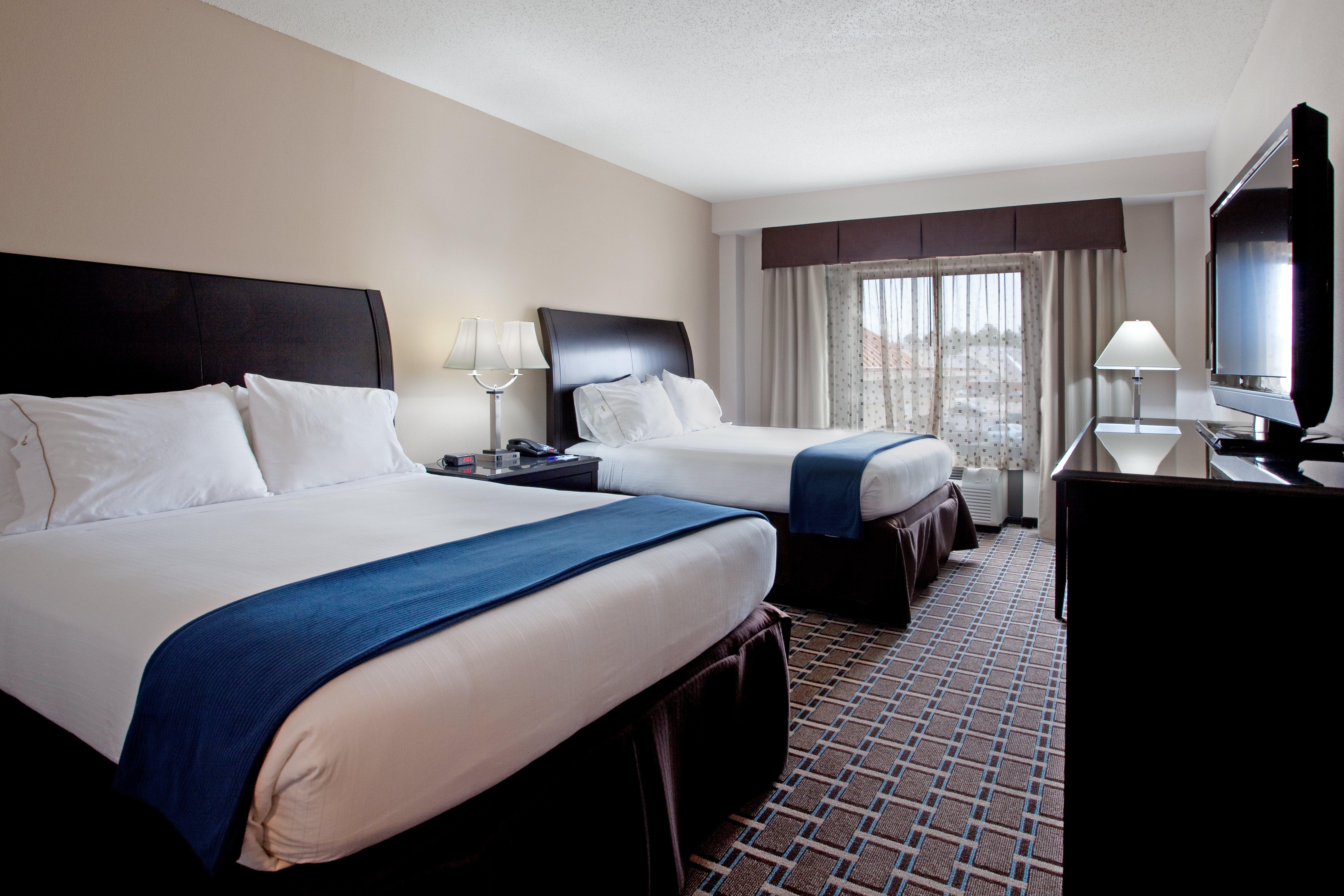 Holiday Inn Express Hotel & Suites Hope Mills-Fayetteville Airport, An Ihg Hotel Экстерьер фото