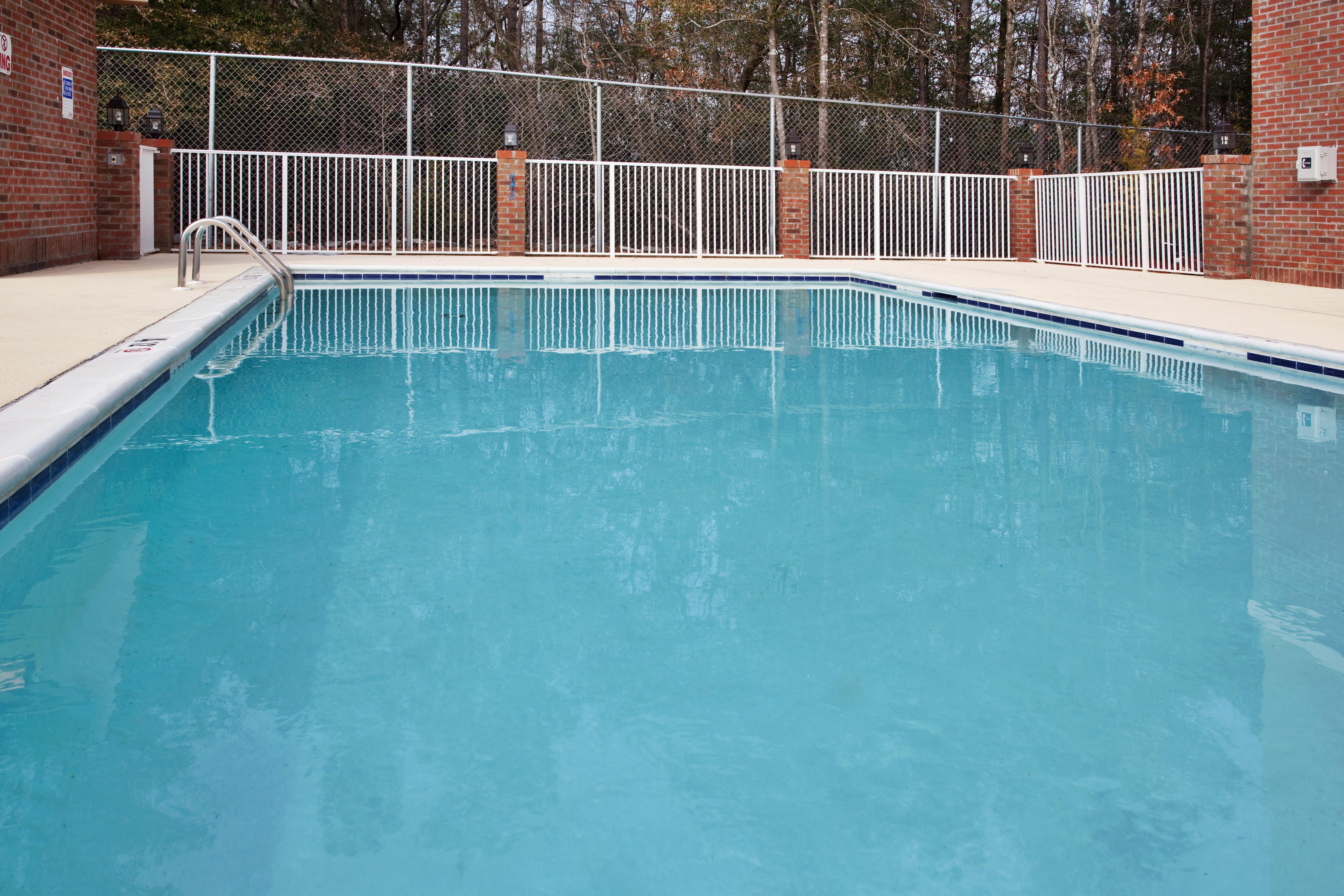 Holiday Inn Express Hotel & Suites Hope Mills-Fayetteville Airport By Ihg Экстерьер фото