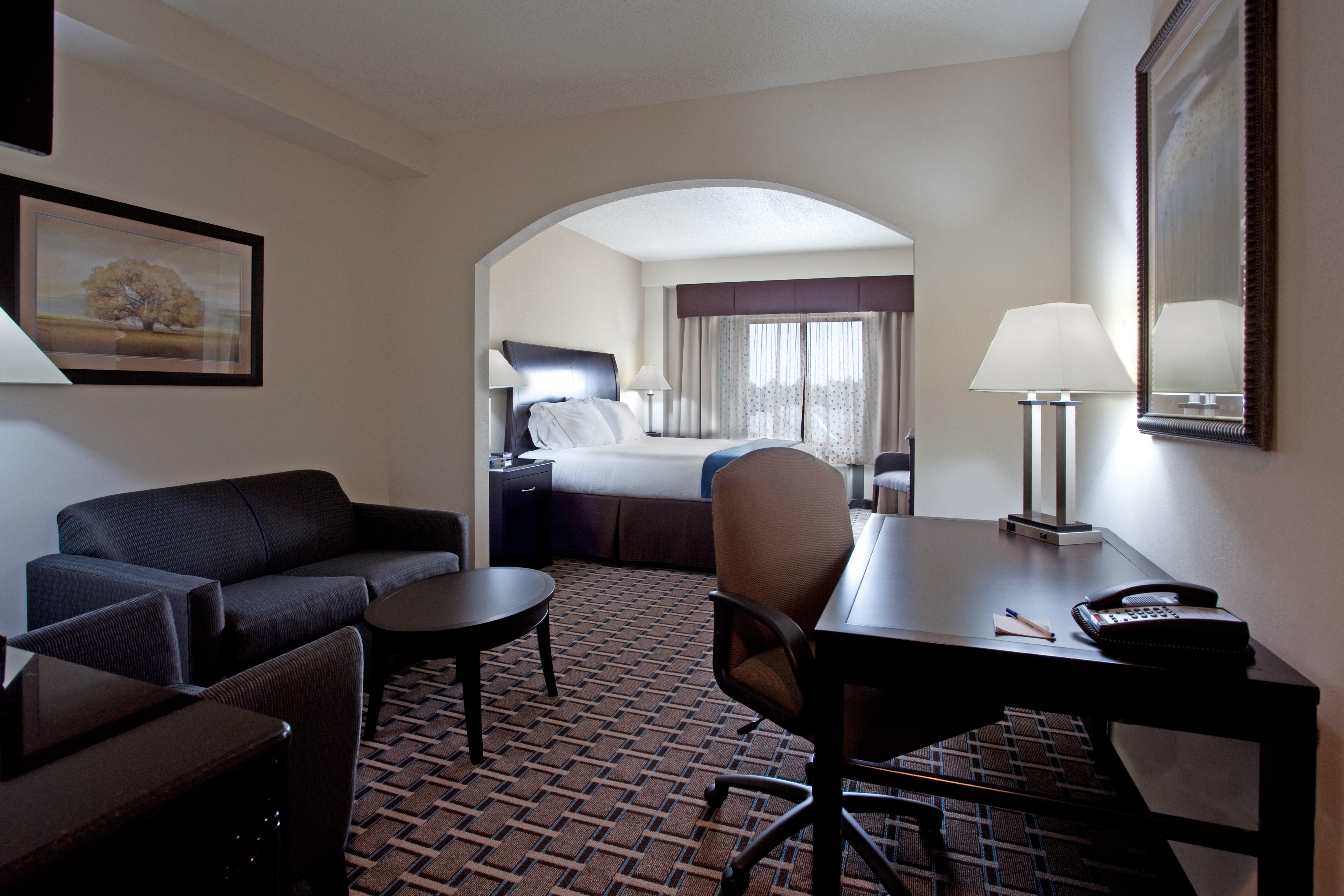 Holiday Inn Express Hotel & Suites Hope Mills-Fayetteville Airport, An Ihg Hotel Номер фото