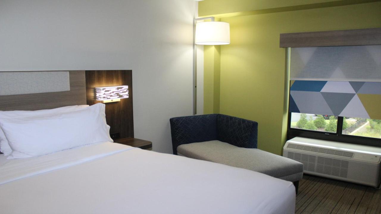 Holiday Inn Express Hotel & Suites Hope Mills-Fayetteville Airport By Ihg Экстерьер фото