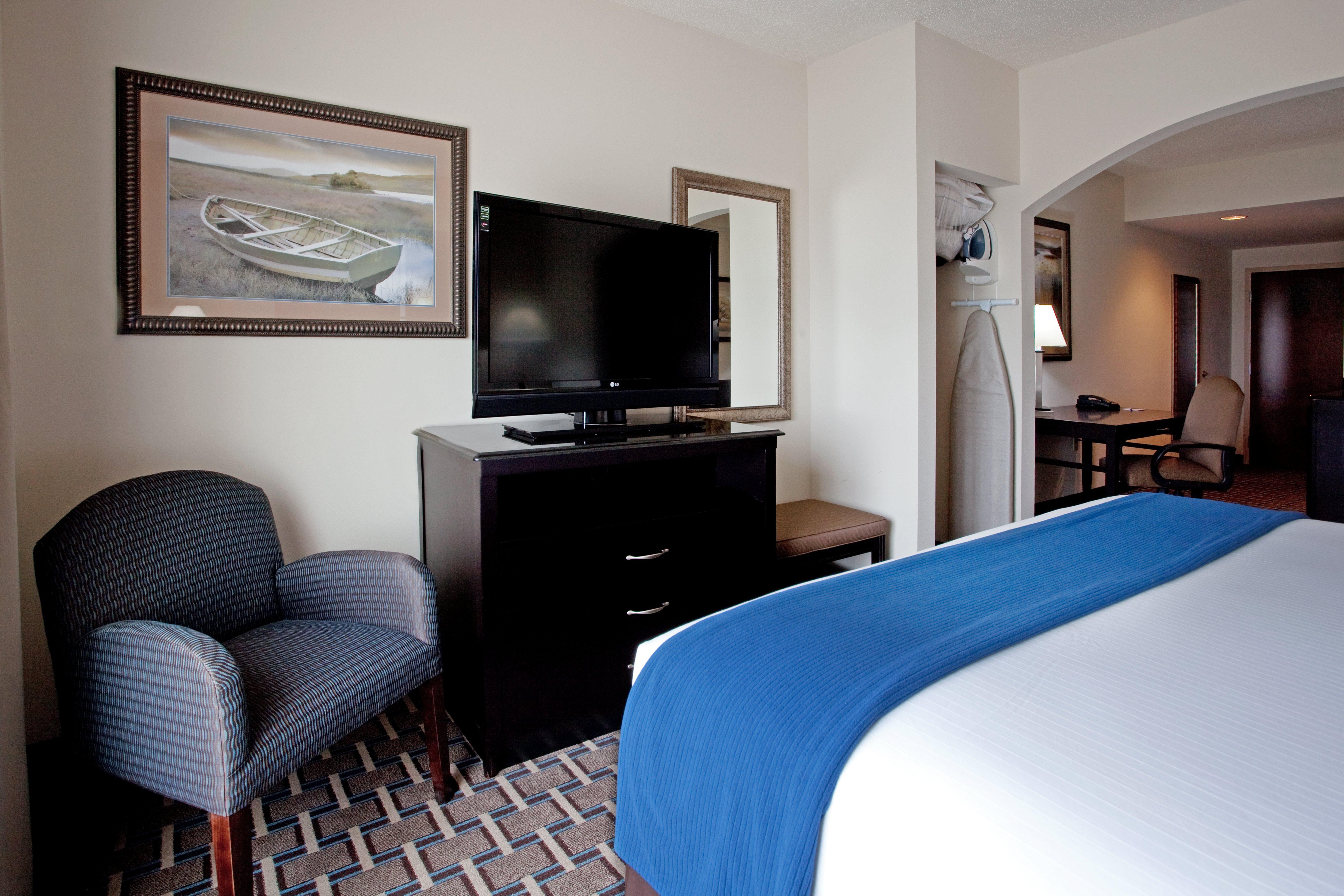 Holiday Inn Express Hotel & Suites Hope Mills-Fayetteville Airport By Ihg Экстерьер фото
